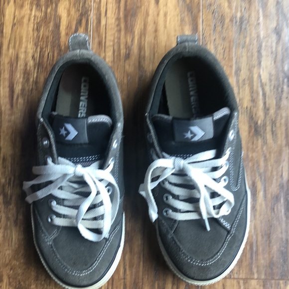 Converse Shoes - Picture 2 of 4